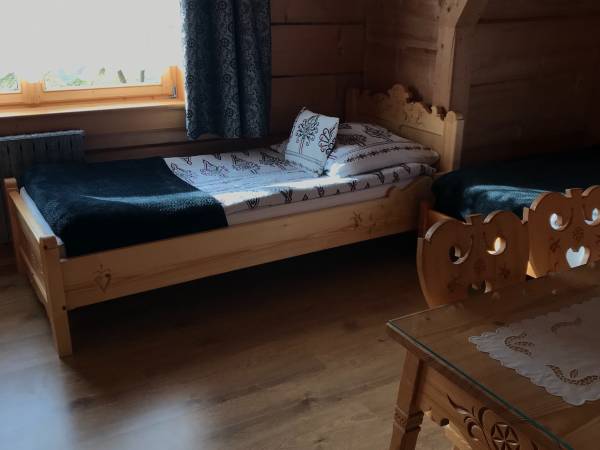 Pokój nr 2 z TV, łazienka