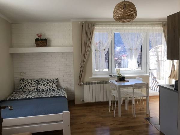 Apartament nr 1 z balkonem