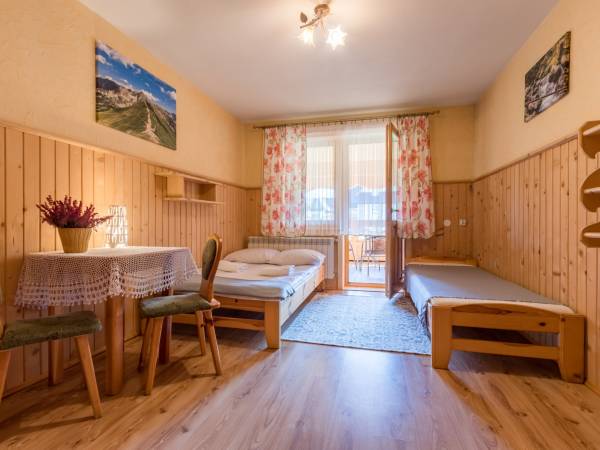 POKÓJ 3 - OSOBOWY Z BALKONEM