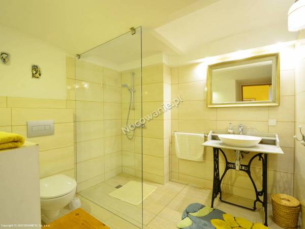 Pokój Żółty Lazienka