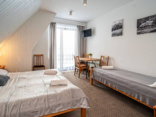 pokój 3-osobowy + dostawka