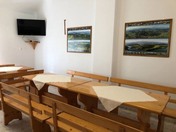 Jadalnia z telewizorem 🌹