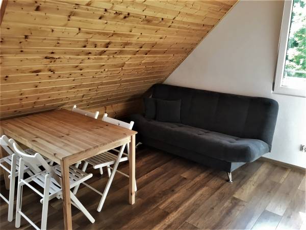 apartament 4os na piętrze, z balkonem