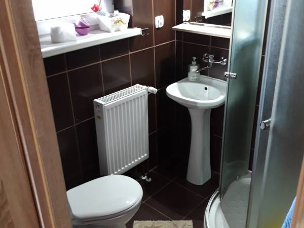 Łazienka w pokoju nr 2