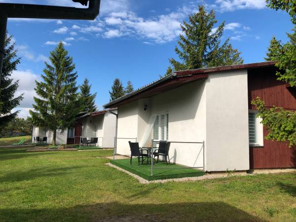 Ryn Lake Resort - z własną prywatną plażą 