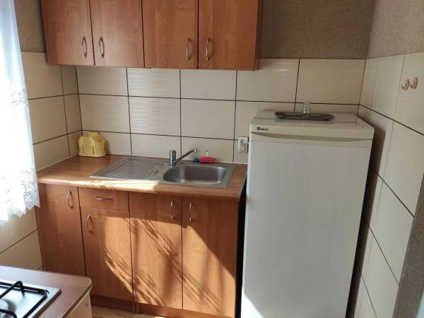 Parterowy domek letniskowy- kuchnia