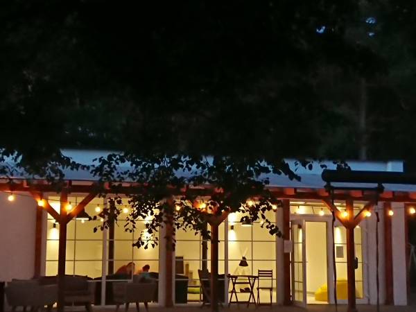 świetlica wieczorem