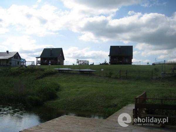 Dwa Domy Drewniane Nad Jeziorem Orzyskim