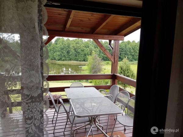 Dwa Domy Drewniane Nad Jeziorem Orzyskim