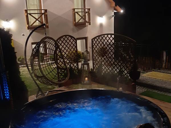 Willa ogród i jacuzzi