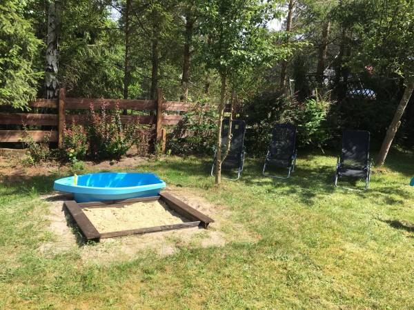 piaskownica i łódka