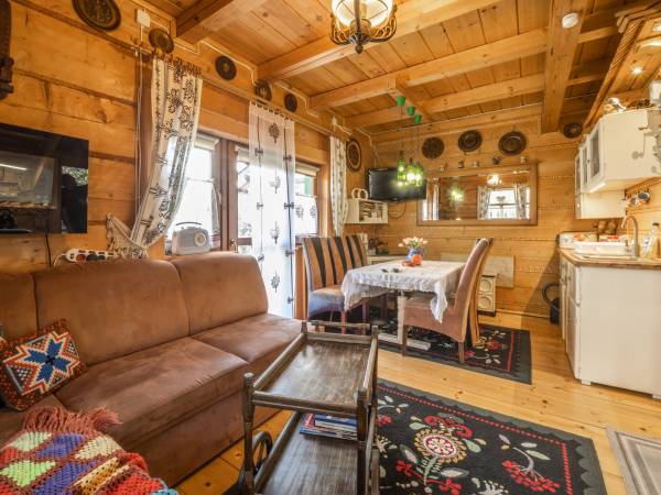 Domek -salonik z aneksem