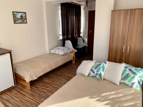 pokój 3 os z balkonem