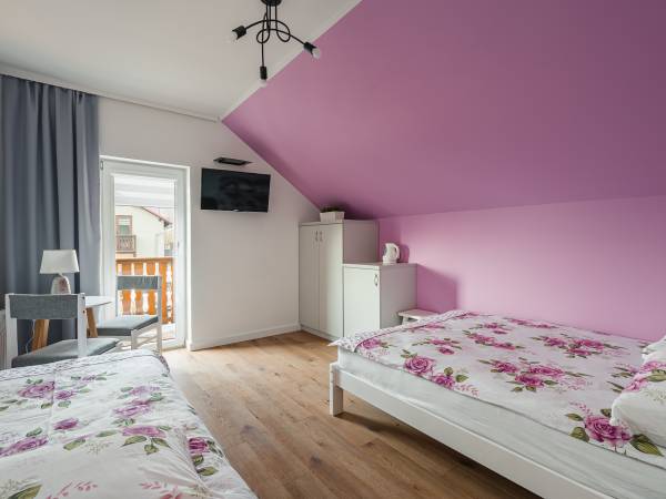 Pokój trzyosobowy nr 6