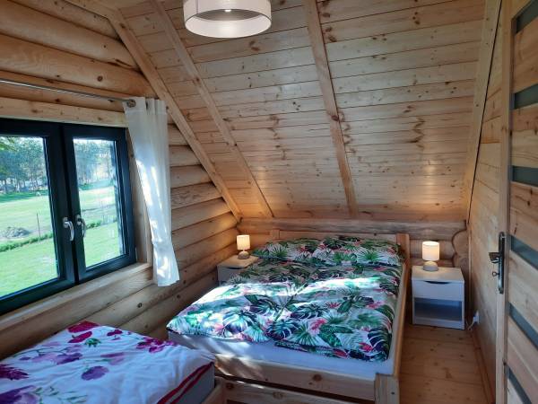 Domki nad jeziorem Silec z własną linią brzegową