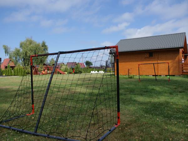 duży teren do bieganie dla dzieci