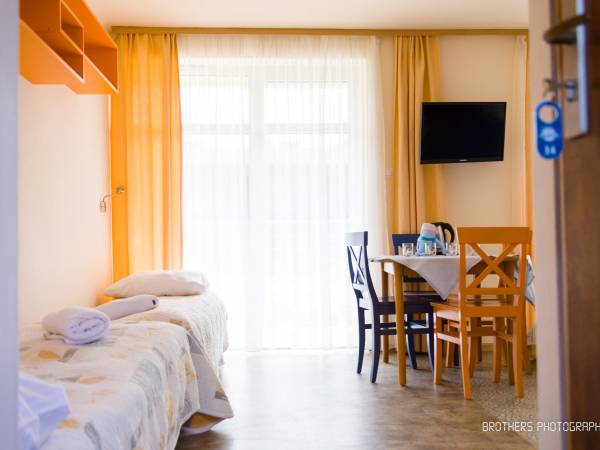 Rodzinny Klub Wypoczynkowy Niebieskie Migdały 