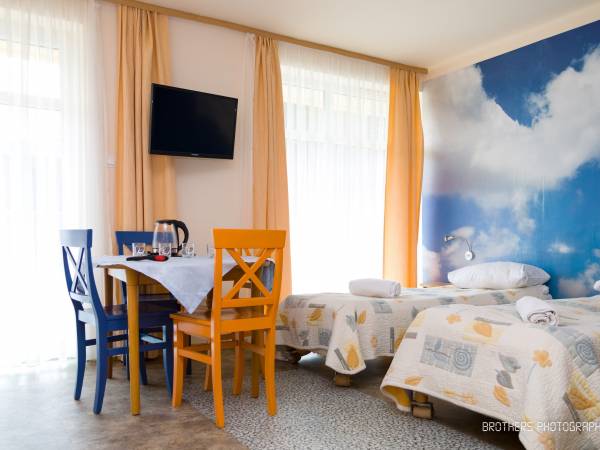 Rodzinny Klub Wypoczynkowy Niebieskie Migdały 