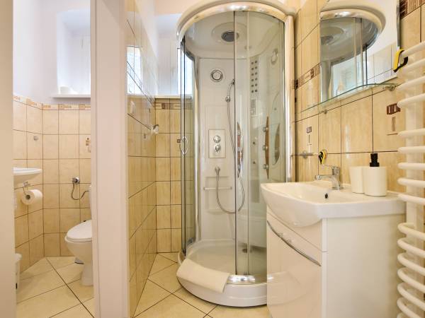 apartament dół łazienka