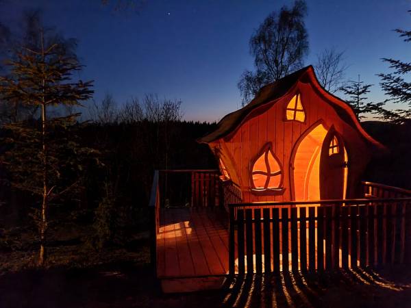 Domki Pod Biegunem, Wioska Smerfów oraz Wzgórze Gargamela