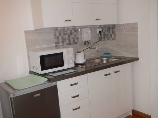 Pokój dwuosobowy -aneks kuchenny