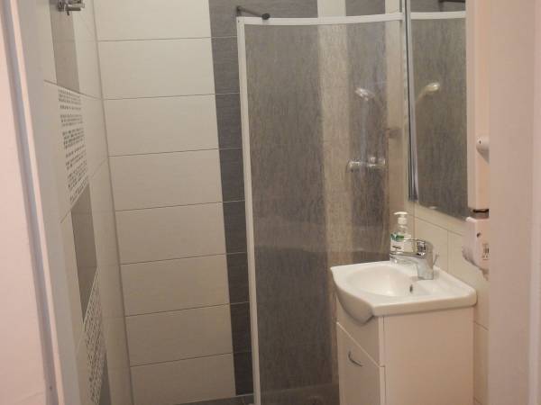 Pokój dwuosobowy łazienka