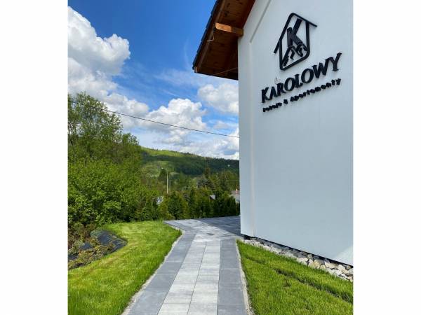 Karolowy Pokoje & Apartamenty