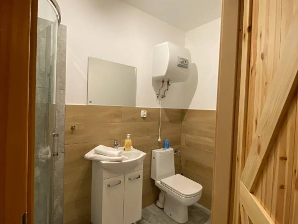 Apartamenty i pokoje gościnne nad jeziorem, noclegi