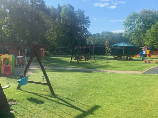 Gajówka - Całoroczne Pokoje i Apartamenty