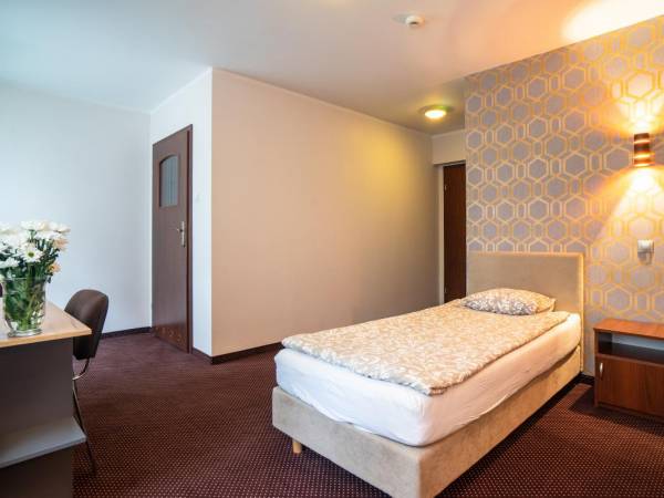 Pokoje Gościnne & Dom Weselny Filato