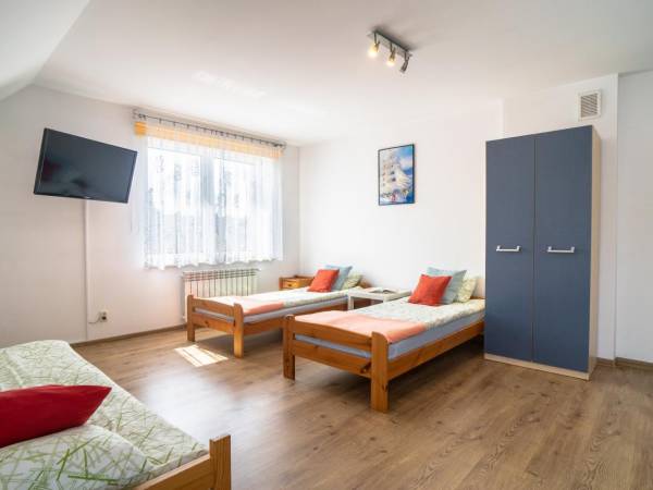 duzy pokój trzyosobowy