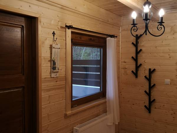 Chatka W Małym Lasku