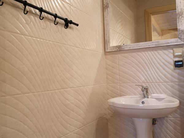 Chatka W Małym Lasku