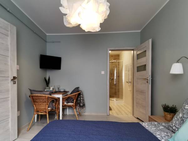 Pokój 2 osobowy z łazienką II dom