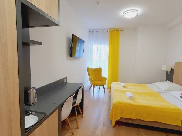 Pokój 2-osobowy Delux z ładną łazienką i dużym balkonem