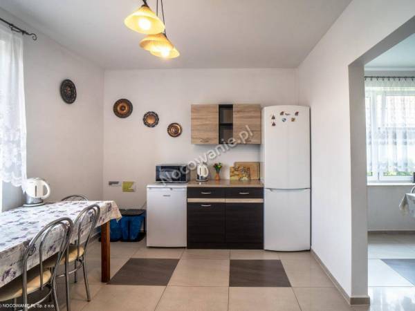 kuchnia z wyposażeniem