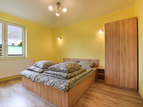 sypialnia w apartamencie