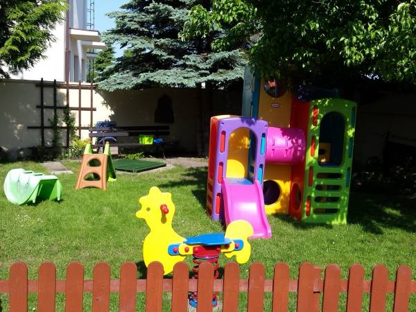 Plac zabaw dla młodszych dzieci