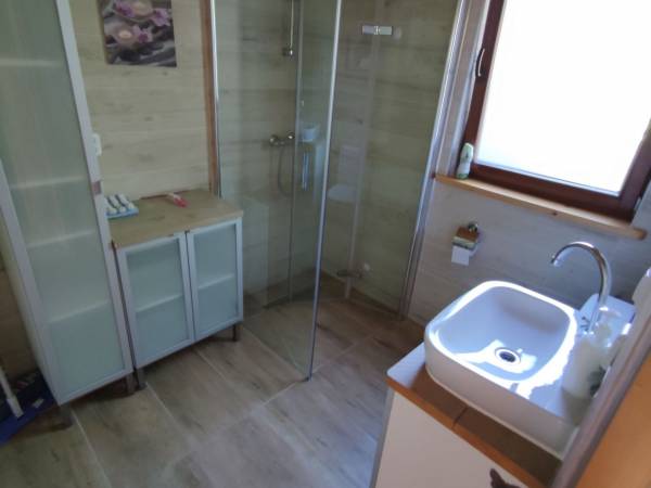 łazienka domek 6-8 osób