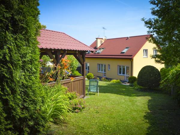 POKOJE GOŚCINNE U BASI