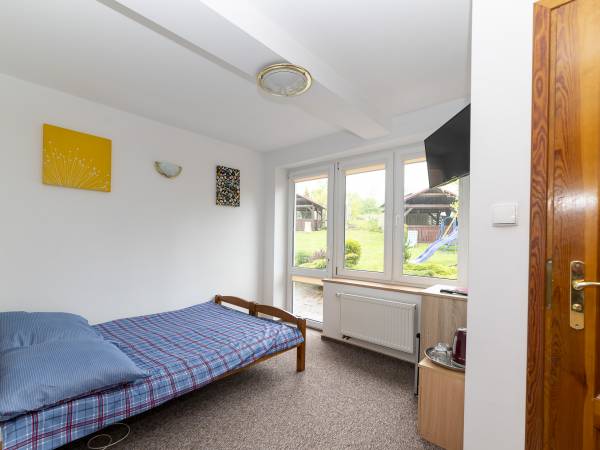 POKOJE GOŚCINNE U BASI