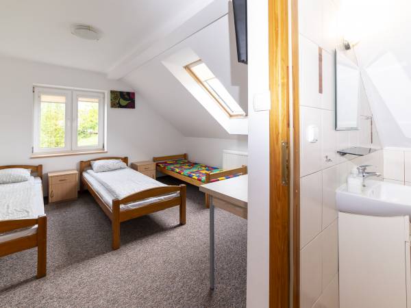 POKOJE GOŚCINNE U BASI