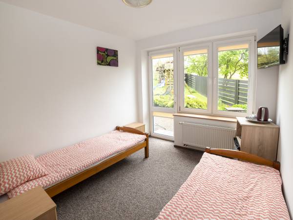 POKOJE GOŚCINNE U BASI