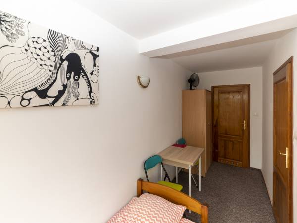 POKOJE GOŚCINNE U BASI