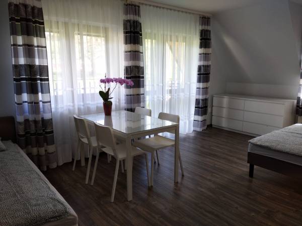 Apartament z balkonami 4-6 osób