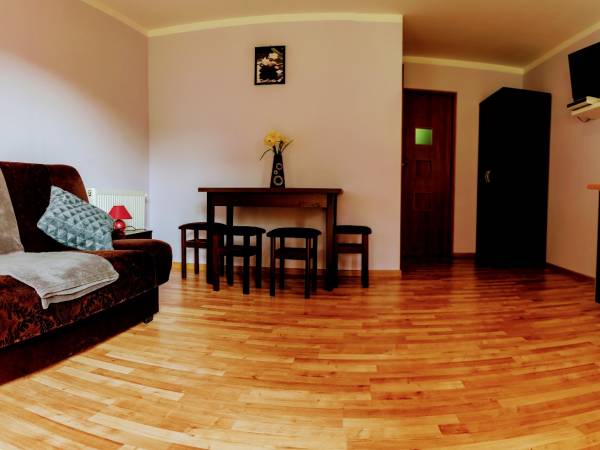 Domki Letniskowe W Ogrodzie