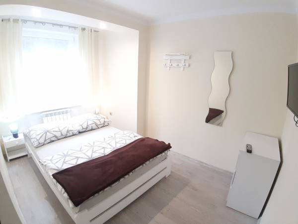 SYPIALNIA W APARTAMENCIE 1A