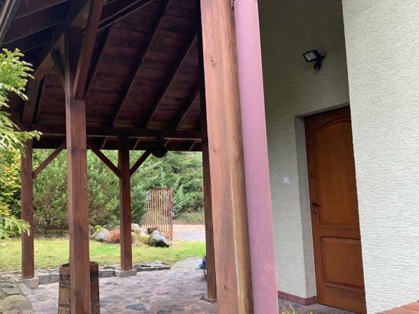 Dom w Zieleni Nad Jeziorem