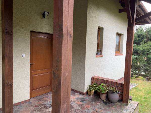 Dom w Zieleni Nad Jeziorem