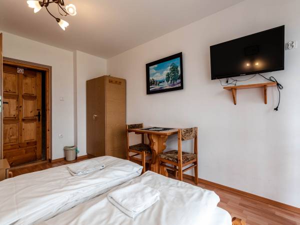 pokoj 2 os z tarasem